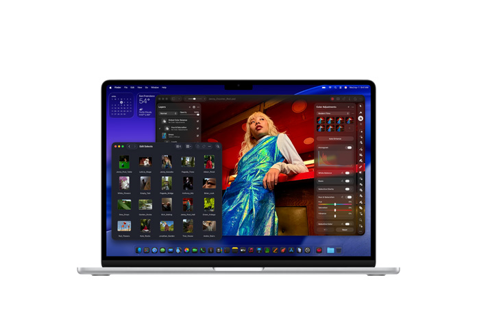 Pixelmator Pro screen demonstrating MacBook Air storage and memory