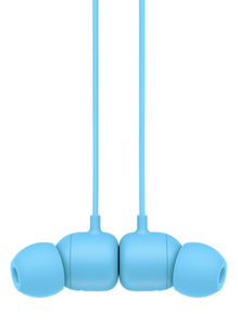 Primer plano de los audífonos Beats Flex con las suaves almohadillas puestas